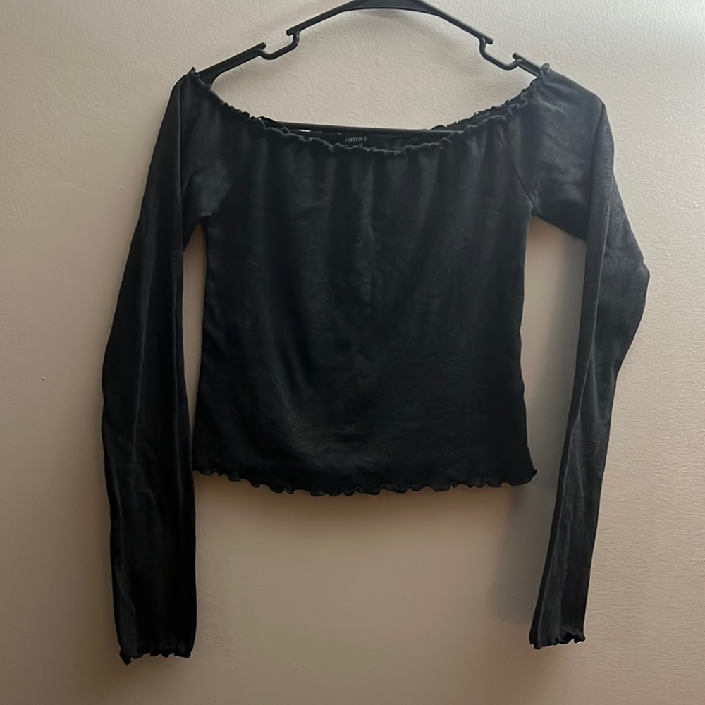 Adorable gray shirt with ruffle detail- $10!